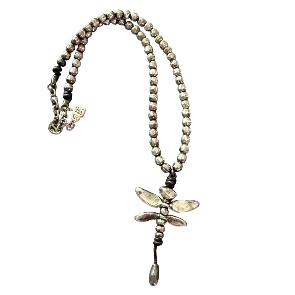 Uno de 50 Beaded Dragonfly Pendant Necklace